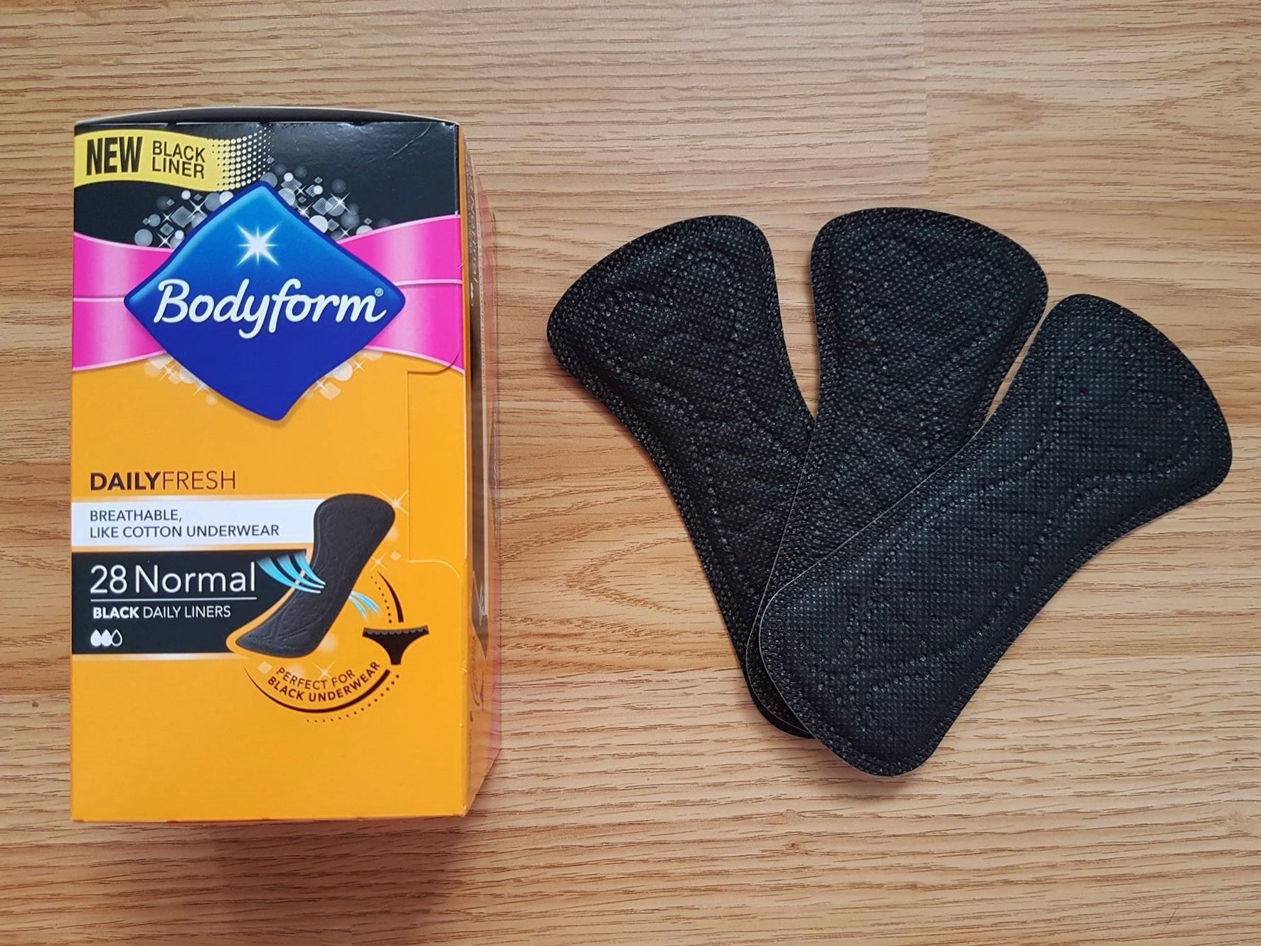 Sunday Review Bodyform Black Pantyliners Autumn's Mummy
